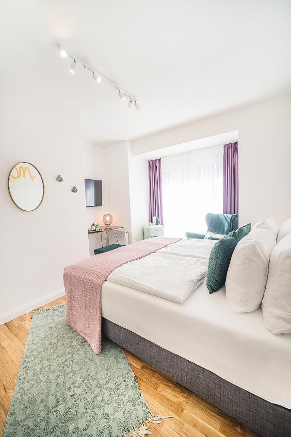Victoria Hotel Dusseldorf Ngoại thất bức ảnh