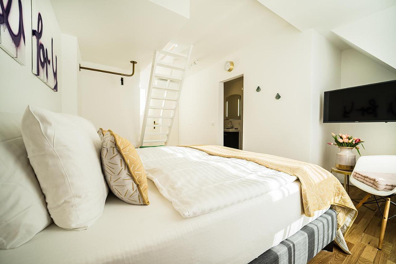 Victoria Hotel Dusseldorf Ngoại thất bức ảnh