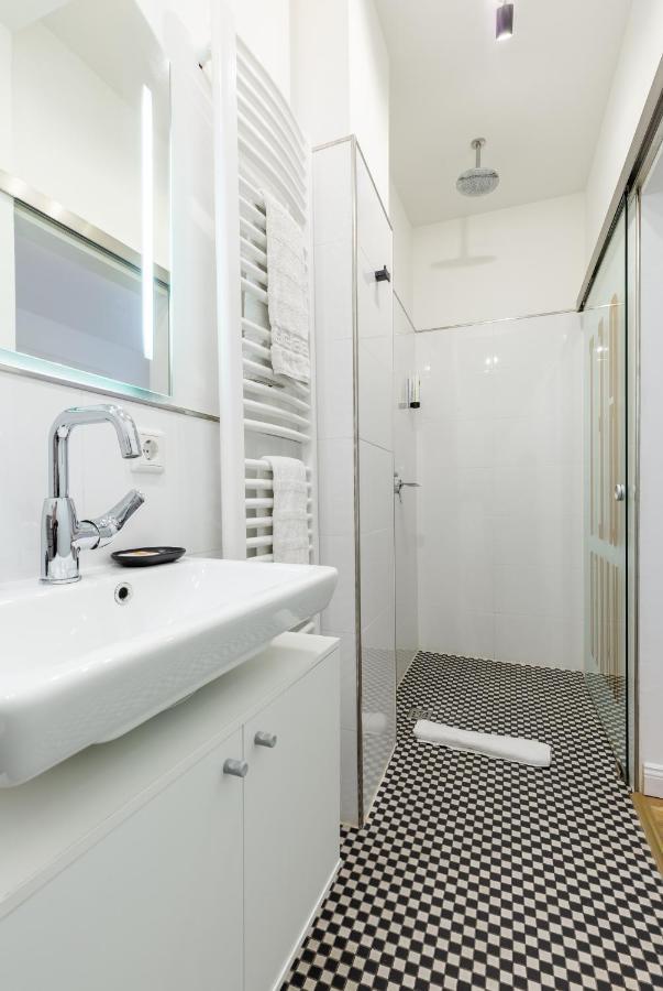 Victoria Hotel Dusseldorf Ngoại thất bức ảnh